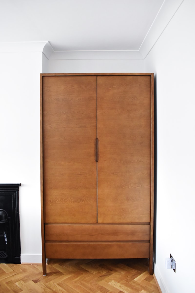 Contemporary Handleless Smart Cabinet - Image 3
